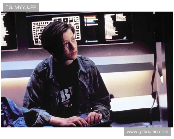 98%的人没看懂!终结者2的12处细节,揭秘真正结局